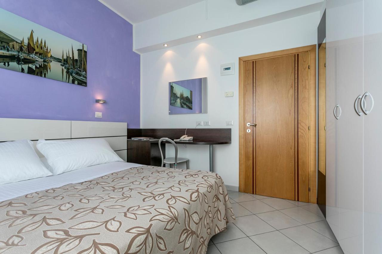 Hotel Baya - In Centro, Sul Mare 米兰马瑞提那 外观 照片