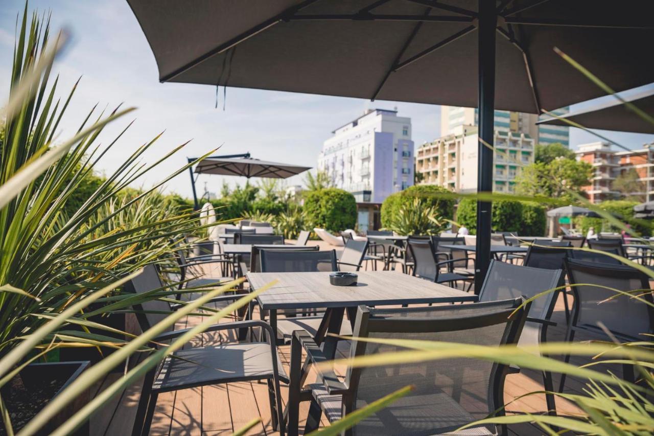 Hotel Baya - In Centro, Sul Mare 米兰马瑞提那 外观 照片