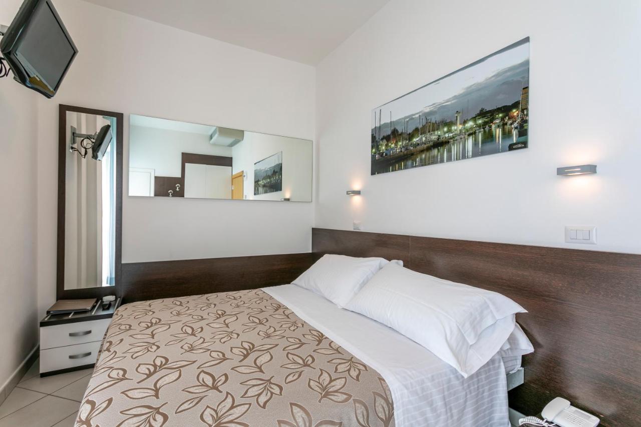 Hotel Baya - In Centro, Sul Mare 米兰马瑞提那 外观 照片