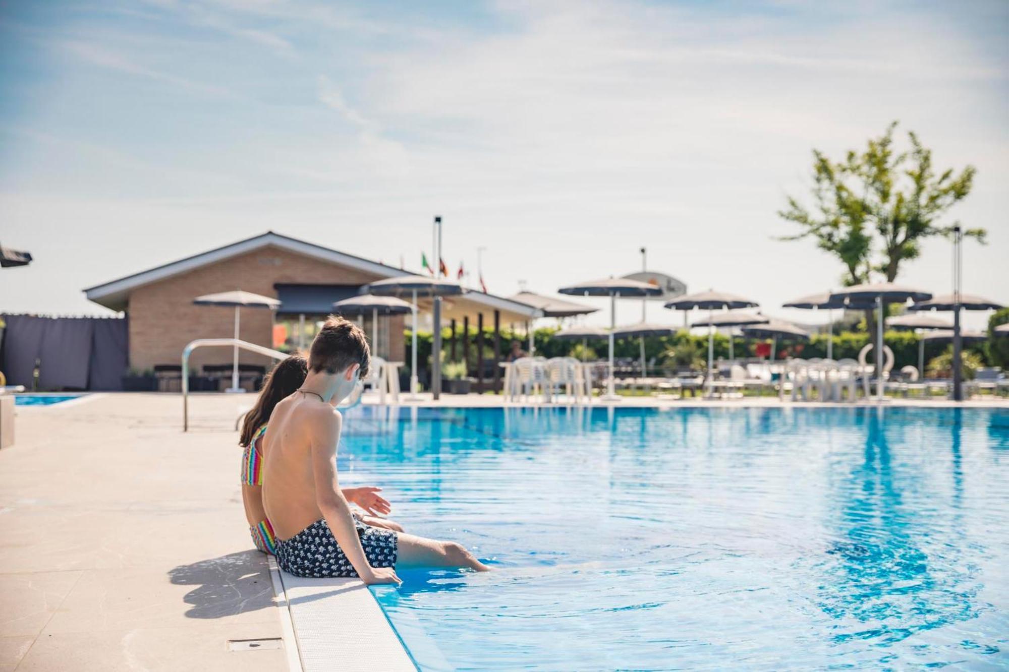Hotel Baya - In Centro, Sul Mare 米兰马瑞提那 外观 照片