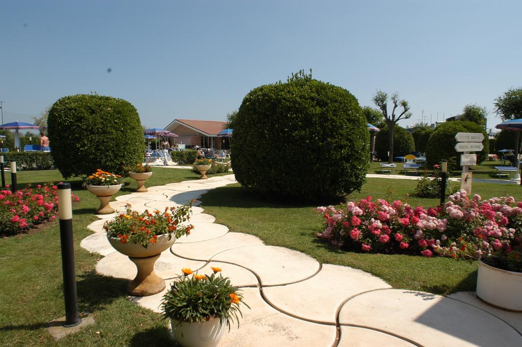 Hotel Baya - In Centro, Sul Mare 米兰马瑞提那 外观 照片