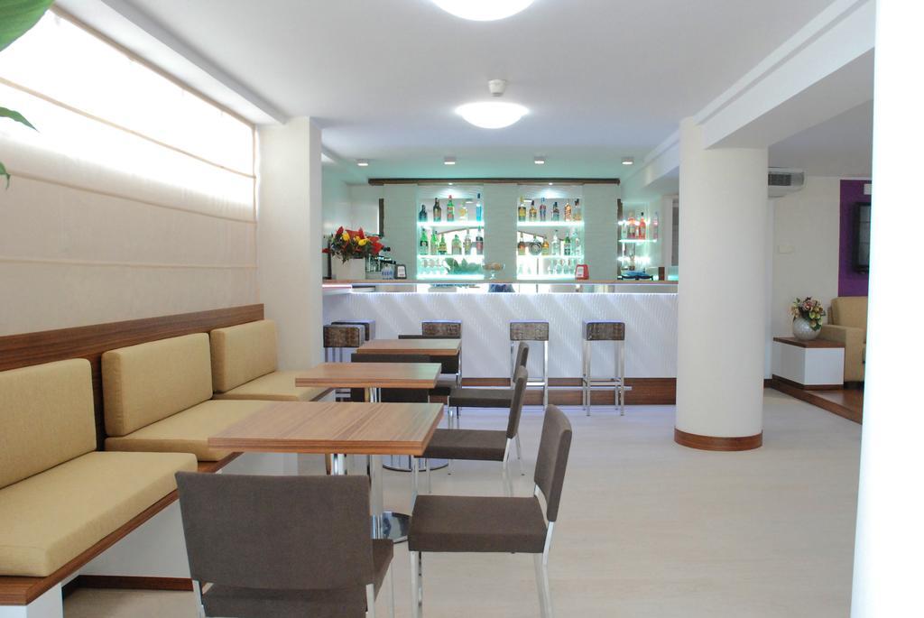Hotel Baya - In Centro, Sul Mare 米兰马瑞提那 外观 照片